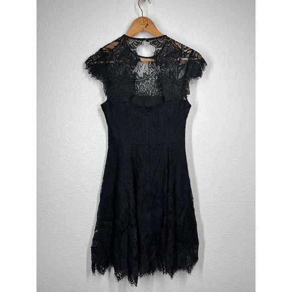 BB Dakota Rhianna Open Back Lace Dress Size 0 Fit And Flare Cocktail - Picture 5 of 7
